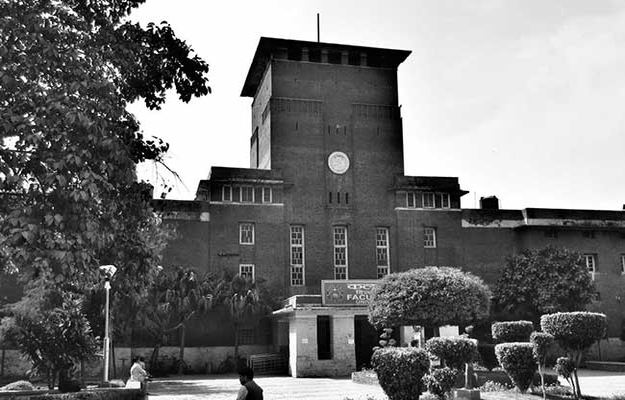 DU Cut Off 2018: Check Complete Arts, Commerce Cut Off Here DU Cut Off 2018: Check Complete Arts, Commerce Cut Off Here