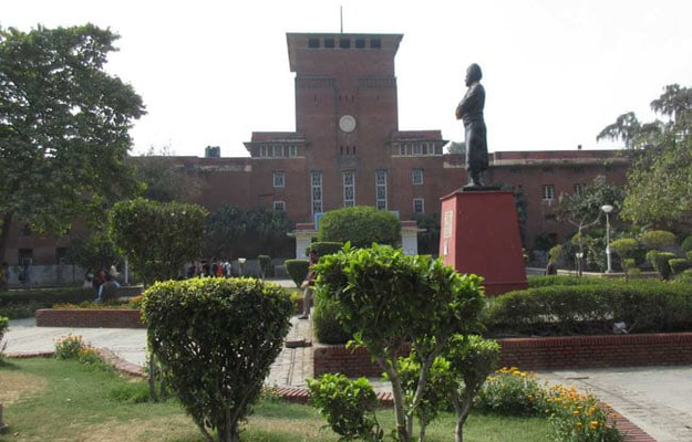 DU Admission 2018: Online Registration Begins Today; Check List Of Entrance Based Courses DU Admission 2018: Online Registration Begins Today; Check List Of Entrance Based Courses