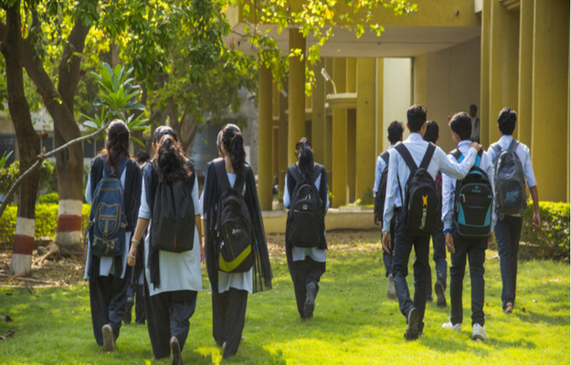 Lockdown 4: Jamia Millia Islamia Hostellers From Jharkhand Leave For Their Homes By Special Train Lockdown 4: Jamia Millia Islamia Hostellers From Jharkhand Leave For Their Homes By Special Train