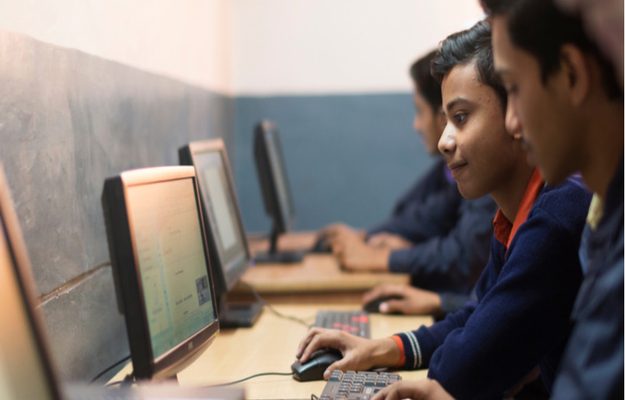 Maharashtra Launches Career Portal To Guide Students In Classes 9 To 12 On Careers, Colleges and Examinations Maharashtra Launches Career Portal To Guide Students In Classes 9 To 12 On Careers, Colleges and Examinations