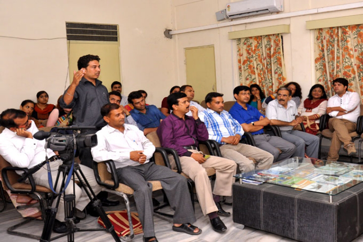 Haridev Joshi University of Journalism and Mass Communication, Jaipur Haridev-Joshi-University-of-Journalism-and-Mass-Communication4