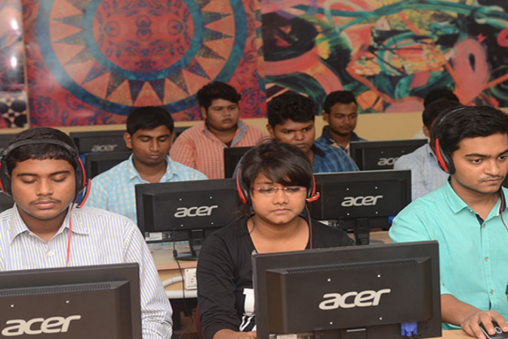 Brainware University, Kolkata Computer Lab View of Brainware University Kolkata