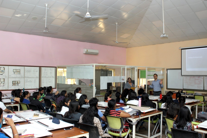 Karnavati University, Gandhinagar Karnavati-University-Gandhinagar1