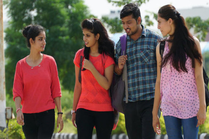 Career Point University, Kota 14-Career