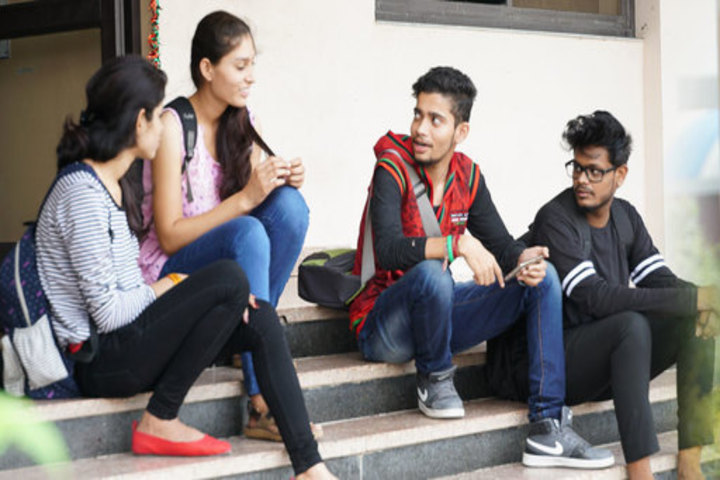 Career Point University, Kota 15-Career