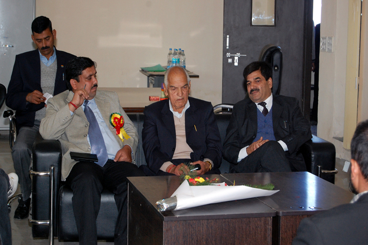 Career Point University, Kota 3-Career