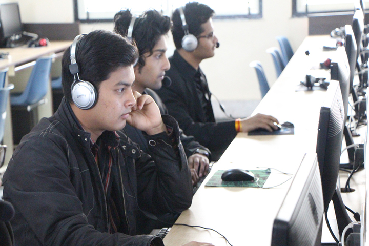 Career Point University, Kota 8-Career