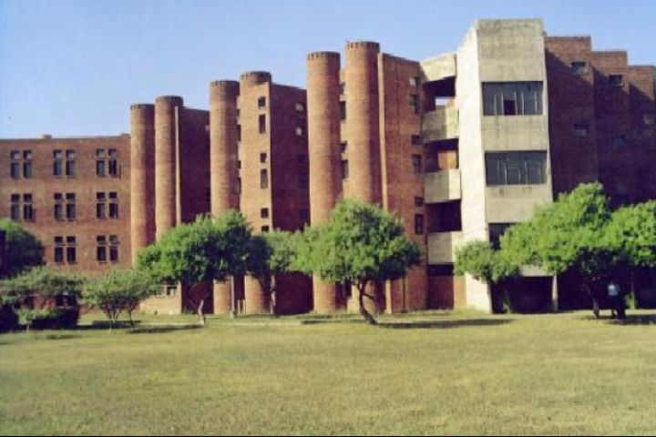 Guru Nanak Dev University, Amritsar GNDUA