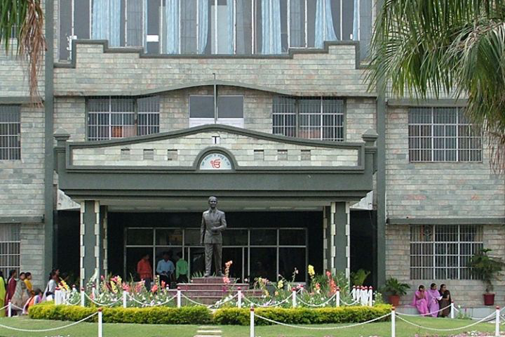 Guru Nanak Dev University, Amritsar GNDUA19