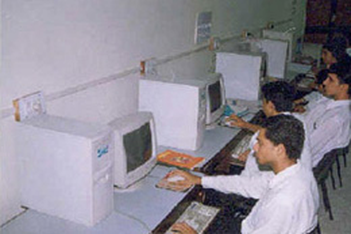Institute of Hotel Management Catering and Nutrition, Gurdaspur computer