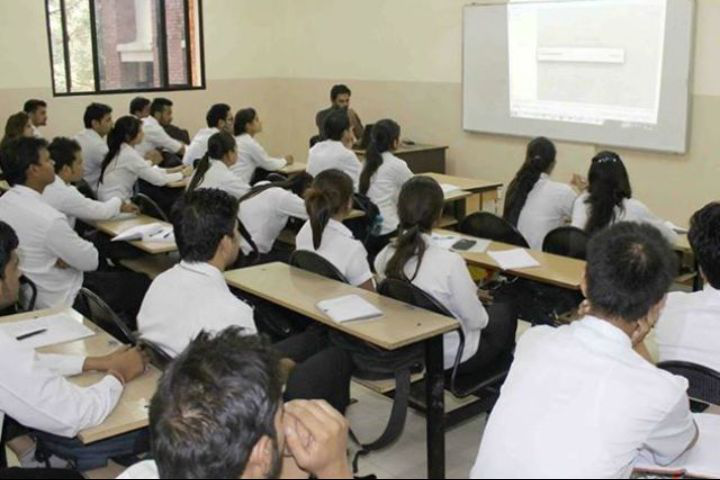 IMS Unison University, Dehradun Smart classroom of IMS Unison University, Dehradun