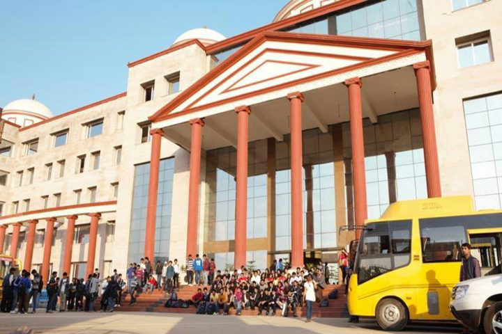 KR Mangalam University, Gurgaon KR-Mangalam-11