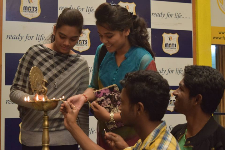 MATS University, Raipur MATS-University-Raipur10