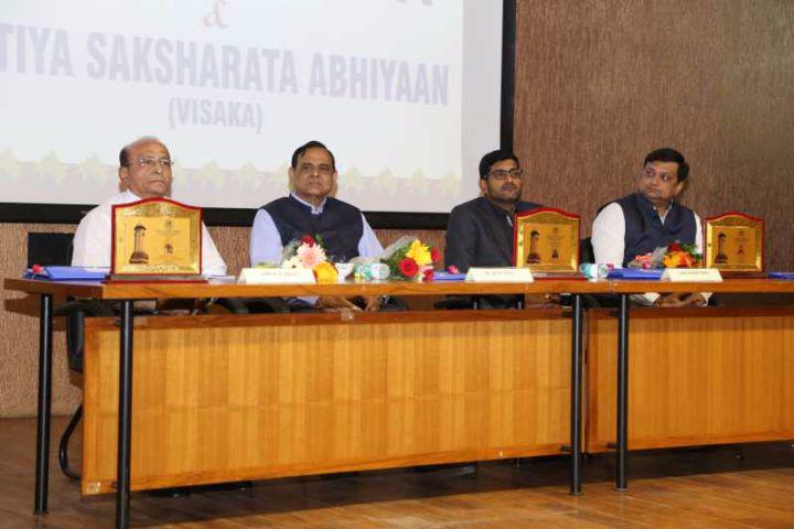 Gujarat University, Ahmedabad Gujarat-University-Ahmedabad-7