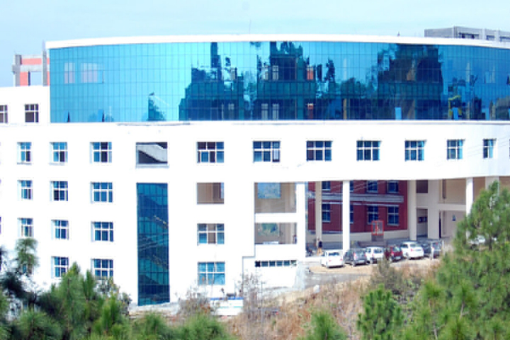 Career Point University, Hamirpur Career-Point-University-Hamirpur100