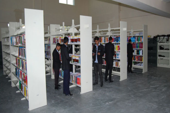 Career Point University, Hamirpur Career-Point-University-Hamirpur5