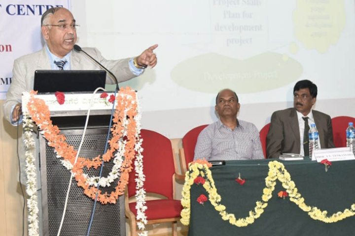 Davangere University, Davangere Davangere-University-Davangere12