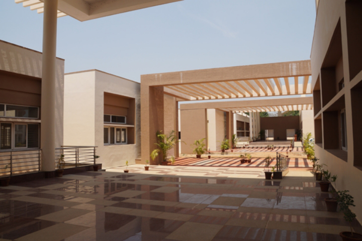 Davangere University, Davangere Davangere-University-Davangere4