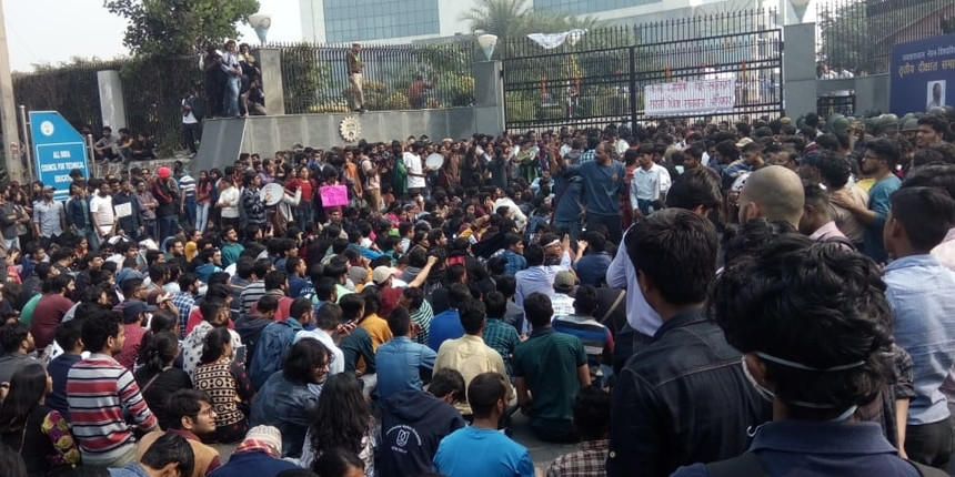 JNU fee hike: Students call MHRD's rollback announcement ‘a rustication order' for the poor