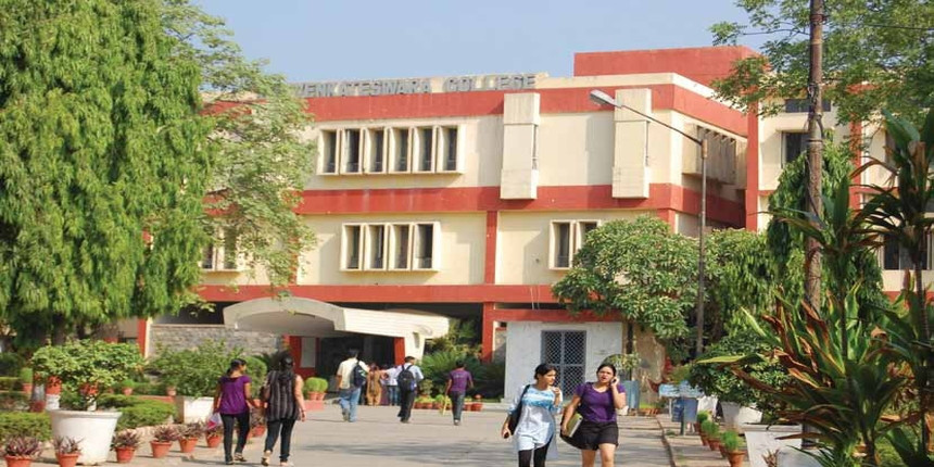 DU likely to conduct complete admission process online from this year