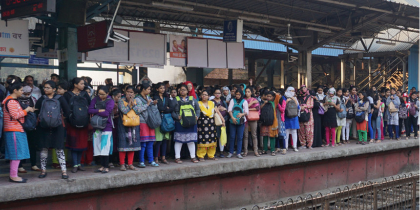 Women’s Day: How many young Indian women work and where?