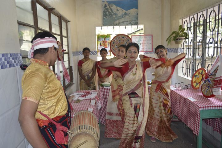 St Francis D Assisi High School-Dance