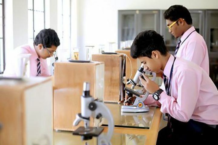 Stratford Public School-Lab