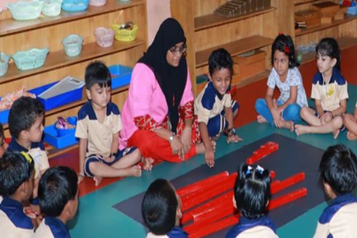 Umeri english school - art and craft