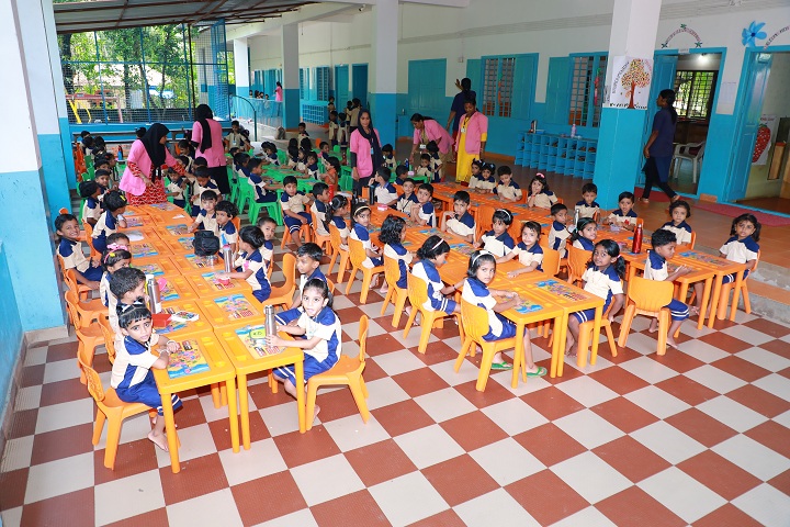 Umeri English School- Children