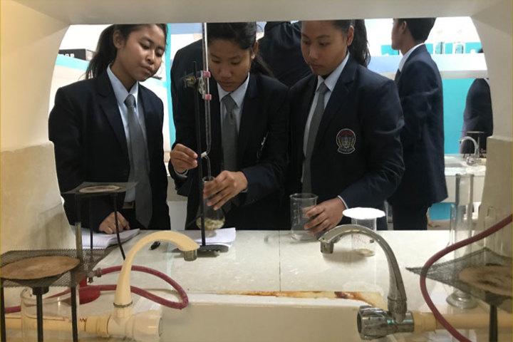 St Xavier S School- Chemistry Lab