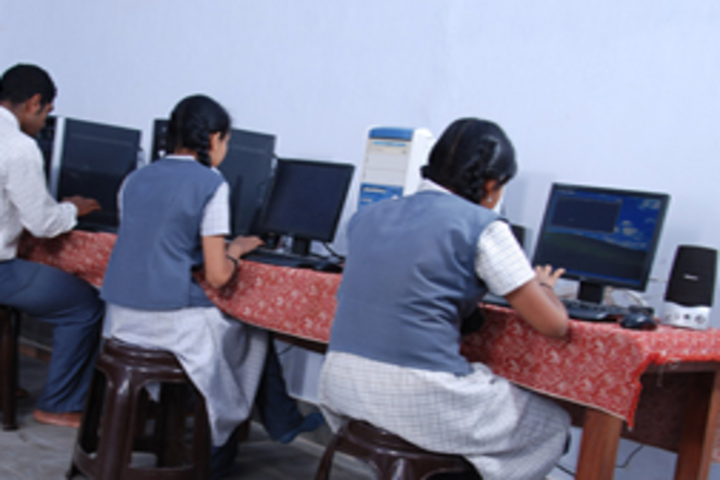 V N S S S N Trusts Central School - computer lab