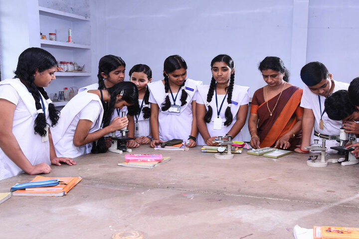Vidyatmika Public School-Biology Labs