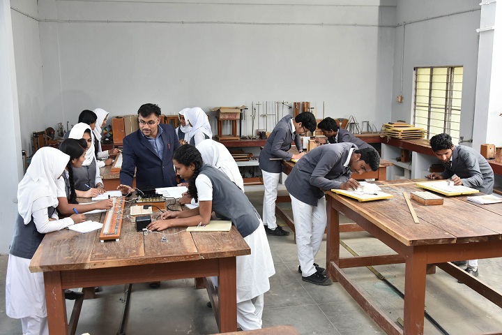 Wmo English Academy Orphanage English School-Physics