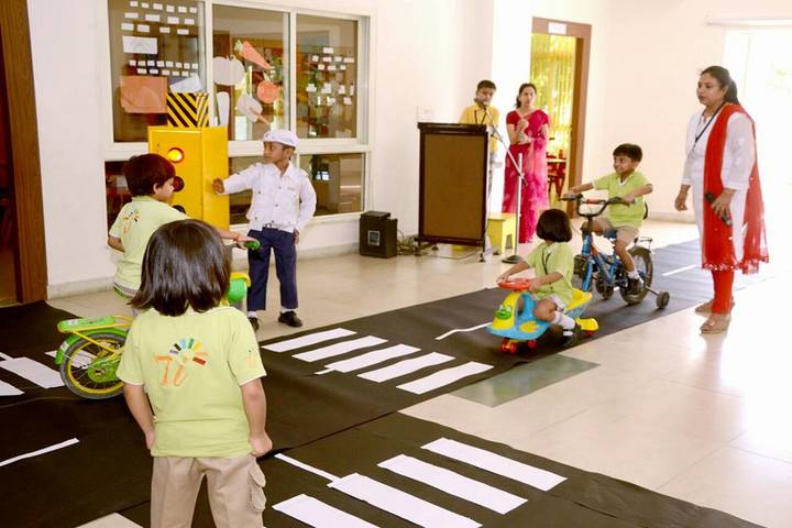 7I World School-Road Safety Awareness Programme