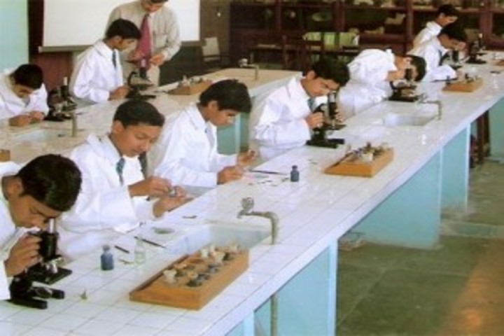 Aaradhya International School-Physics Lab