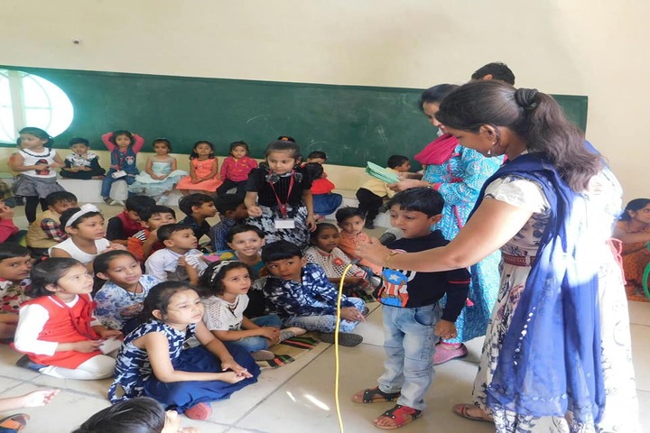 Abhyuday Vidyasthali-Classroom Activity