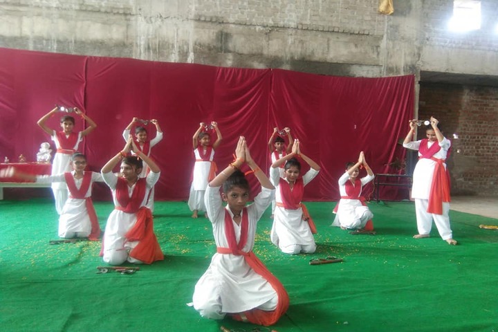 Abhyuday Vidyasthali-Dancing Activity
