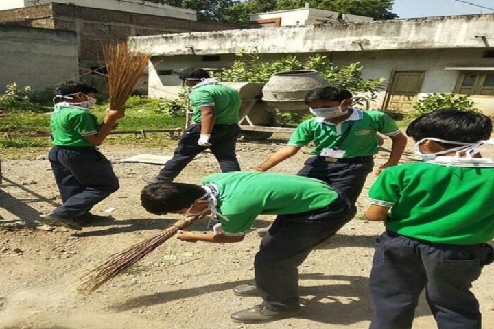 Abhyuday Vidyasthali-Swatch Bharat Activity