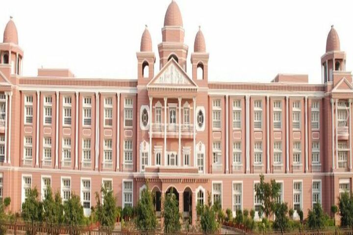 Advanced Academy-Campus View
