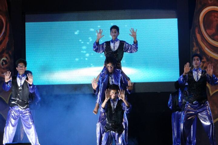 Advanced Academy-Dance