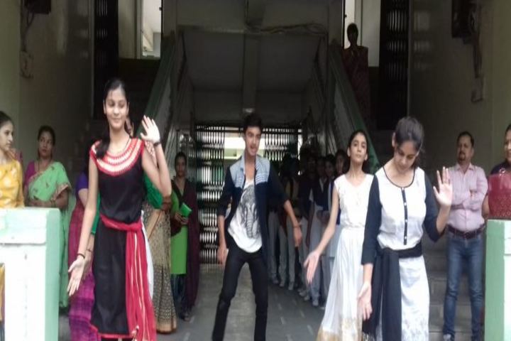 Ajmera Mukesh Nemichand Bhai English Medium School-Dance