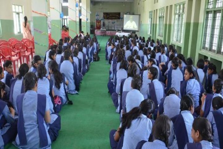 Ajmera Mukesh Nemichand Bhai English Medium School-Students