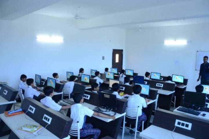 Alpha International School-Computer Lab