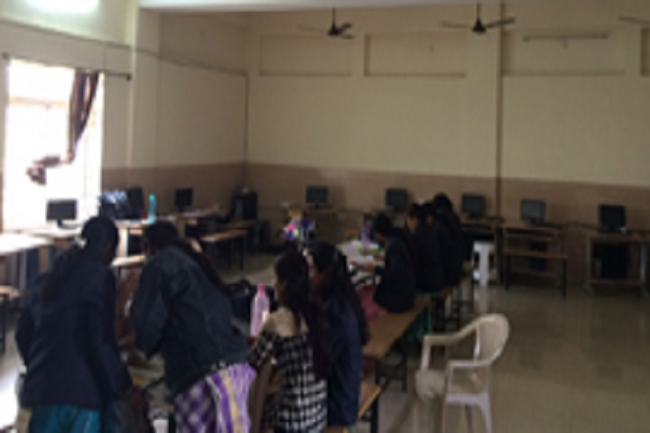 Anant Utsav School-Computer Lab