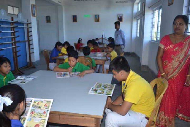 Valley View School- Story reading