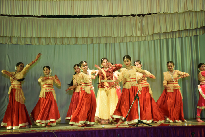 Bardsley English Medium Higher Secondary School-Annual Day