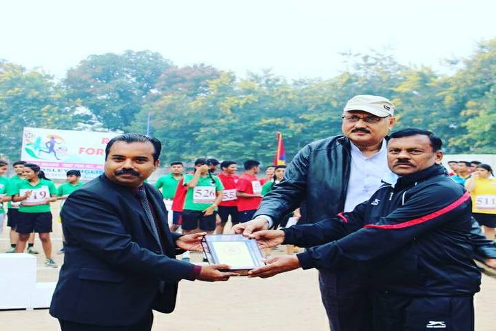 Bardsley English Medium Higher Secondary School-Award