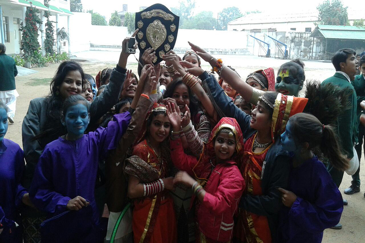 Cambridge School-Achievement