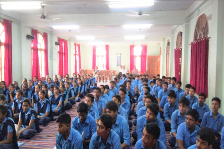 Vivekananda Kendra Vidyalaya-Class