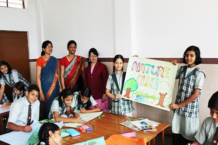 Carmel Convent Senior Secondary School-Art